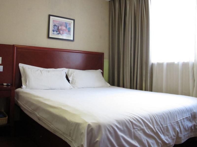 Greentree Alliance Jiangxi Nanchang Honggutan Middle Fenghuang Avenue Hotel Экстерьер фото