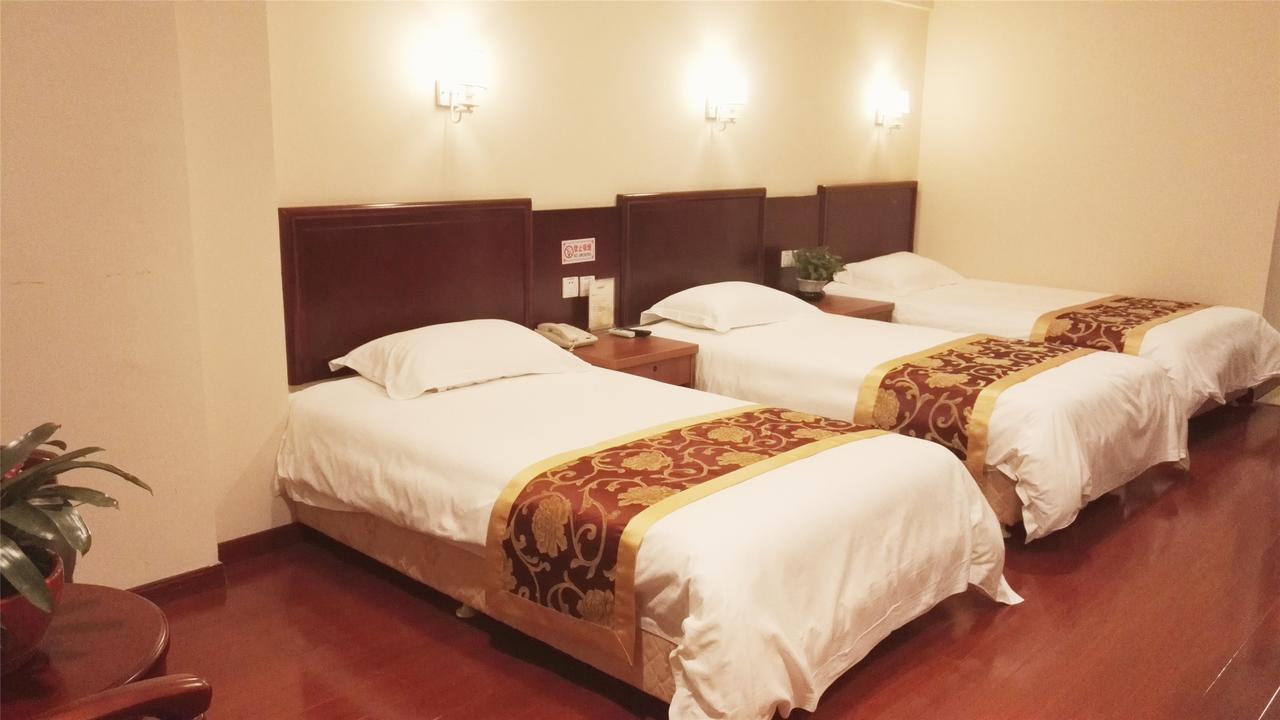 Greentree Alliance Jiangxi Nanchang Honggutan Middle Fenghuang Avenue Hotel Экстерьер фото